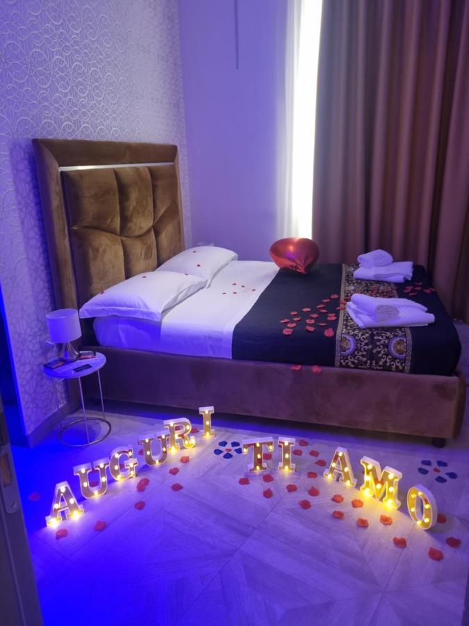 Twin Towers Naples Luxury住宿加早餐旅馆 外观 照片
