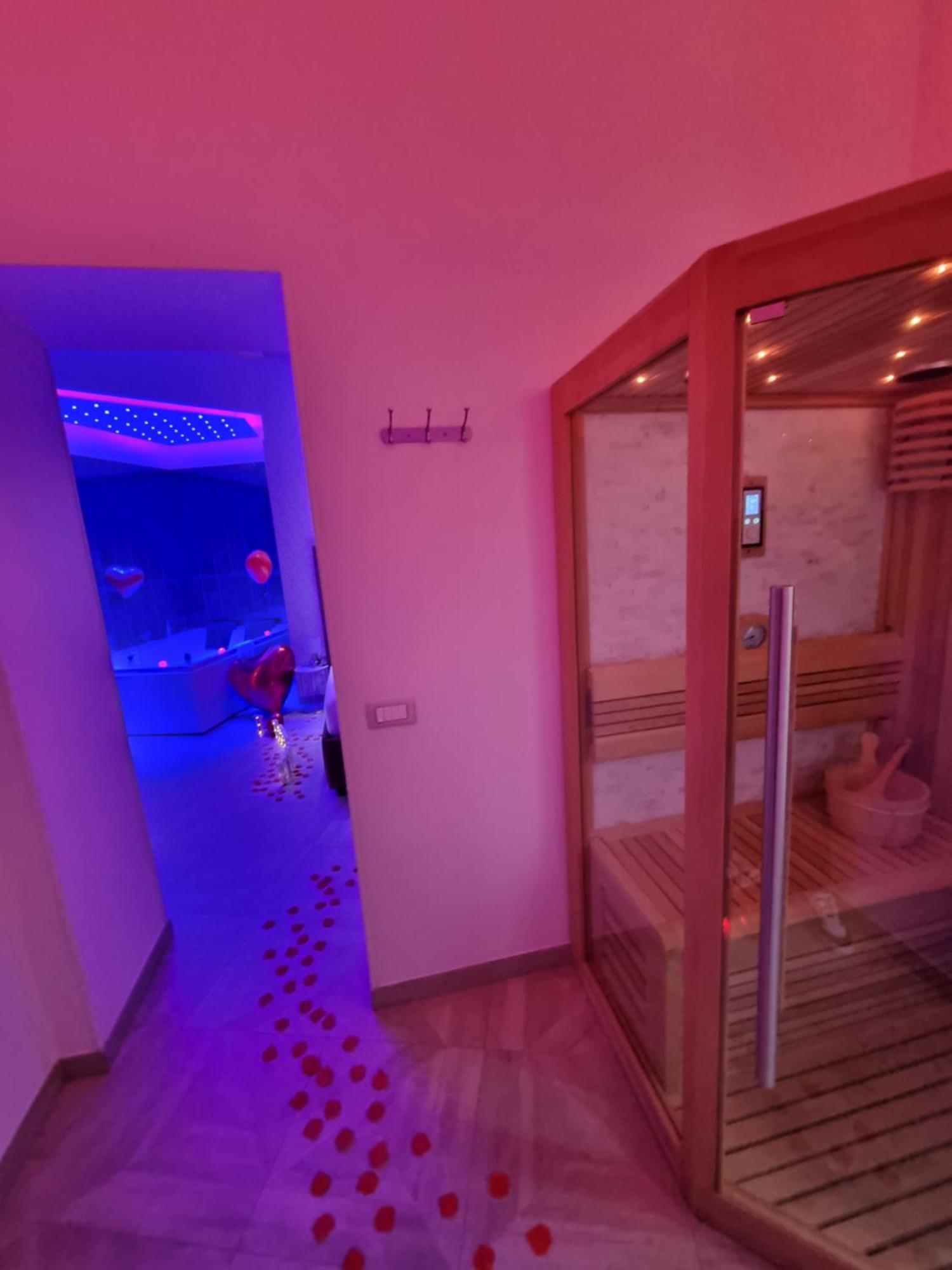 Twin Towers Naples Luxury住宿加早餐旅馆 外观 照片