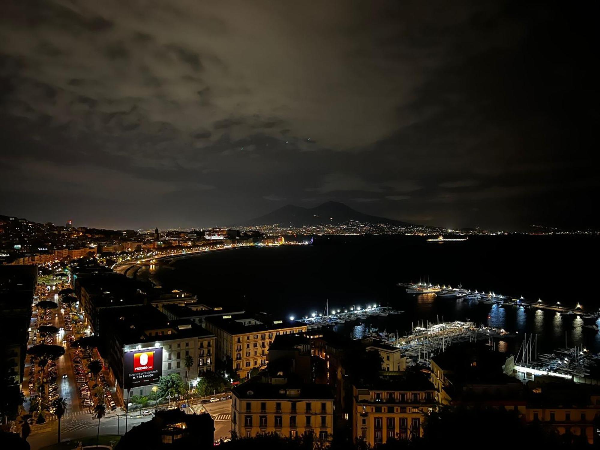 Twin Towers Naples Luxury住宿加早餐旅馆 外观 照片